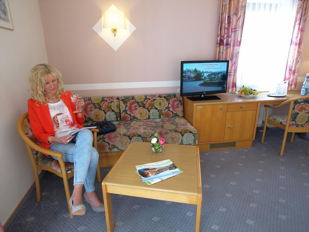 Hotel Landhaus Silbertanne Rotenburg an der Fulda Luaran gambar