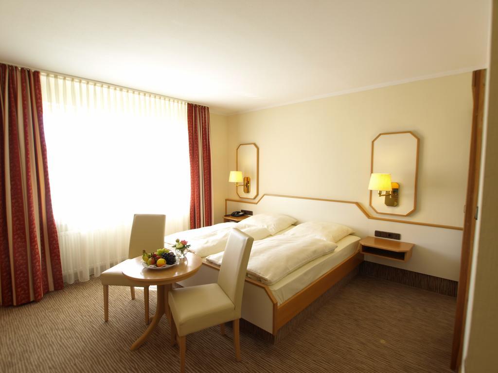 Hotel Landhaus Silbertanne Rotenburg an der Fulda Luaran gambar